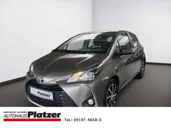 Grau Gebraucht 2018 Toyota Yaris Team Limousine | 12.950 € (Etwas zu teuer)