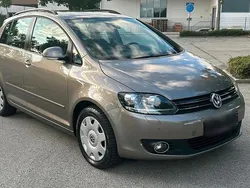 Braun Gebraucht 2011 VW Golf VI Limousine | 4.900 € (Guter Preis)