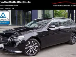 Schwarz Gebraucht 2020 Mercedes E300 Kombi | 33.550 € (Fairer Preis)