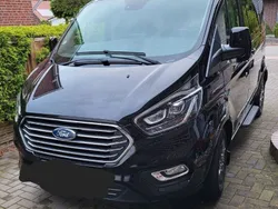 Schwarz Gebraucht 2019 Ford Tourneo Custom Titanium X Van / Kleinbus | 29.000 € (Guter Preis)