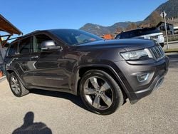 Grau Gebraucht 2015 Jeep Grand Cherokee Overland SUV | 16.999 € (Superpreis)