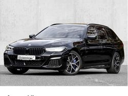 Schwarz Gebraucht 2022 BMW 540 Shadowline Kombi | 59.980 €