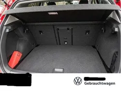 Rot Gebraucht 2024 VW Golf VIII Limousine | 22.980 € (Guter Preis)