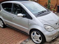 Silber Gebraucht 2002 Mercedes A190 Avantgarde Van / Kleinbus | 5.900 €