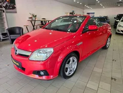 Rot Gebraucht 2005 Opel Tigra Enjoy Cabrio | 4.990 € (Teuer)