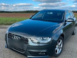 Grau Gebraucht 2012 Audi A4 Kombi | 6.550 € (Guter Preis)
