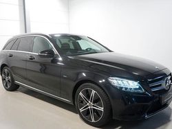 Schwarz Gebraucht 2020 Mercedes C300e Avantgarde Limousine | 19.790 € (Guter Preis)