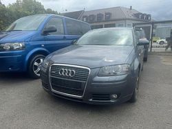 Grau Gebraucht 2005 Audi A3 Sportback S-Line Kleinwagen | 1.750 € (Superpreis)