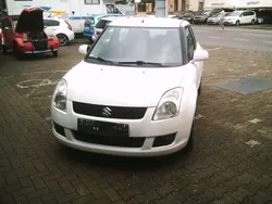 Weiß Gebraucht 2009 Suzuki Swift Comfort Limousine | 5.600 € (Fairer Preis)