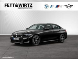 Black sapphire metallic Neu 2026 BMW 320 M Sport Limousine | 51.790 € (Guter Preis)