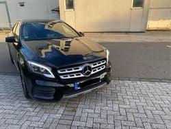 Schwarz Gebraucht 2019 Mercedes GLA180 AMG line SUV | 17.000 € (Superpreis)