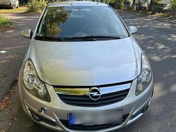 Silber Gebraucht 2008 Opel Corsa | 1.600 € (Teuer)