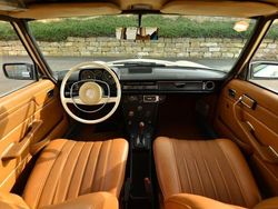 Beige Gebraucht 1976 Mercedes W115 Limousine | 12.900 €