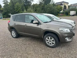 Braun Gebraucht 2011 Toyota RAV4 Life SUV | 12.900 € (Fairer Preis)