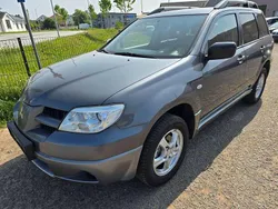 Grau Gebraucht 2006 Mitsubishi Outlander Comfort Edition SUV | 4.990 € (Fairer Preis)