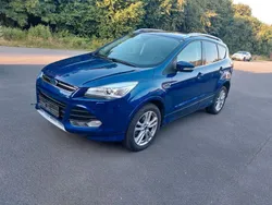 Blau Gebraucht 2016 Ford Kuga Individual SUV | 11.400 € (Guter Preis)