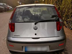 Grau Gebraucht 2005 Fiat Punto Kleinwagen | 1.750 € (Fairer Preis)