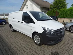 Arktikweiss Gebraucht 2022 Mercedes Vito Van / Kleinbus | 23.790 €