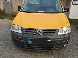 Gelb Gebraucht 2006 VW Caddy Van / Kleinbus | 2.800 €