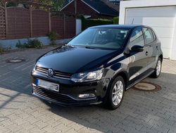 Schwarz Gebraucht 2015 VW Polo Comfortline Kleinwagen | 7.890 € (Fairer Preis)