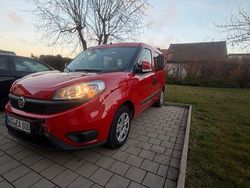 Rot Gebraucht 2018 Fiat Doblò Van / Kleinbus | 7.500 € (Fairer Preis)