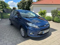 Blau Gebraucht 2011 Ford Fiesta Kleinwagen | 2.750 € (Guter Preis)