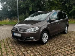 Braun Gebraucht 2011 VW Sharan Highline Van / Kleinbus | 9.850 € (Guter Preis)