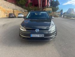 Gold Gebraucht 2018 VW Golf VII Kombi | 11.500 € (Etwas zu teuer)