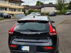 Violett Gebraucht 2014 Volvo V40 You! Kombi | 9.990 € (Fairer Preis)