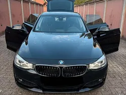 Schwarz Gebraucht 2015 BMW 318 Gran Turismo Sport Line Limousine | 11.400 €