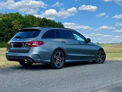 Grau Gebraucht 2019 Mercedes C300 AMG Kombi | 24.999 € (Fairer Preis)