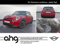 Rot Gebraucht 2022 Mini Cooper SE Classic Kleinwagen | 18.430 € (Fairer Preis)