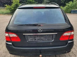 Schwarz Gebraucht 2003 Mercedes E320 Avantgarde Limousine | 1.800 € (Superpreis)