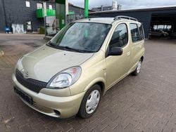 Gold Gebraucht 2000 Toyota Yaris Verso Luna Van / Kleinbus | 2.980 € (Fairer Preis)