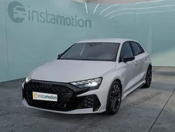 Weiß Gebraucht 2025 Audi RS3 Sportback Sport Kleinwagen | 73.990 €