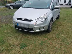 Silber Gebraucht 2009 Ford S-MAX S Van / Kleinbus | 3.500 € (Guter Preis)