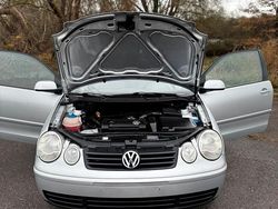 Silber Gebraucht 2004 VW Polo Kombi | 2.300 €