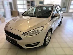 Polarsilber metallic Gebraucht 2016 Ford Focus Business Edition Kombi | 10.900 € (Fairer Preis)