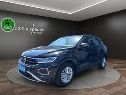 Schwarz Gebraucht 2022 VW T-Roc Life SUV | 21.860 € (Fairer Preis)