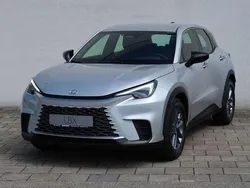Silber metallic Neu 2025 Lexus LBX SUV | 30.980 € (Fairer Preis)
