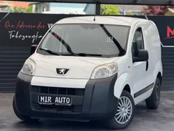 Weiß Gebraucht 2012 Peugeot Bipper Avantage Van / Kleinbus | 5.900 € (Fairer Preis)