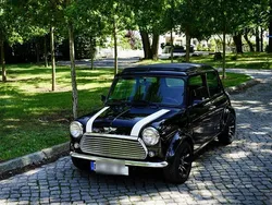 Schwarz Gebraucht 2000 Mini 1300 Kleinwagen | 16.500 € (Etwas zu teuer)