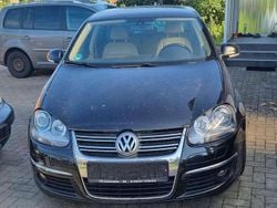 Deep black perleffekt Gebraucht 2007 VW Jetta Sportline Limousine | 2.500 € (Superpreis)