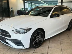 Weiß Gebraucht 2021 Mercedes C220 AMG Kombi | 34.950 € (Fairer Preis)