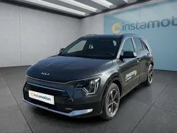 Grau Gebraucht 2022 Kia Niro Spirit SUV | 34.449 € (Etwas zu teuer)