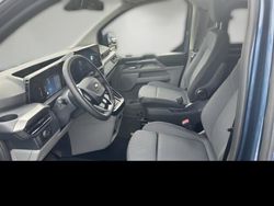 Blau Gebraucht 2024 Ford Tourneo Custom Titanium Van | 50.740 € (Teuer)