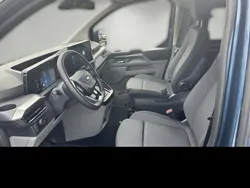 Blau Gebraucht 2024 Ford Tourneo Custom Titanium Limousine | 50.740 € (Teuer)