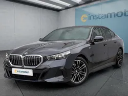 Schwarz Gebraucht 2024 BMW 520 Limousine | 53.949 € (Fairer Preis)