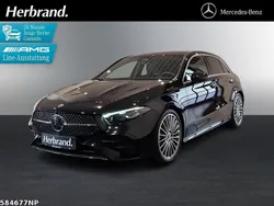 Metalliclack kosmosschwarz Gebraucht 2024 Mercedes A200 AMG Limousine | 30.990 € (Guter Preis)