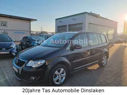 Deep black perleffekt Gebraucht 2009 VW Touran Cross Van / Kleinbus | 6.650 € (Guter Preis)